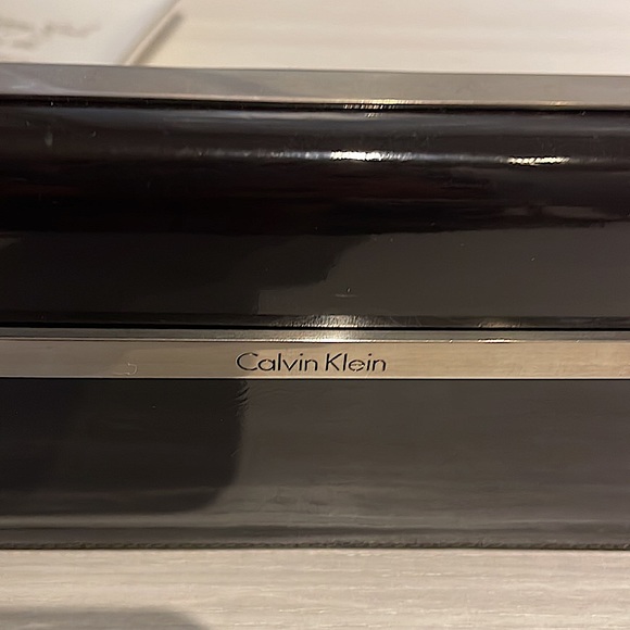 Calvin Klein clutch bag - Picture 2 of 5